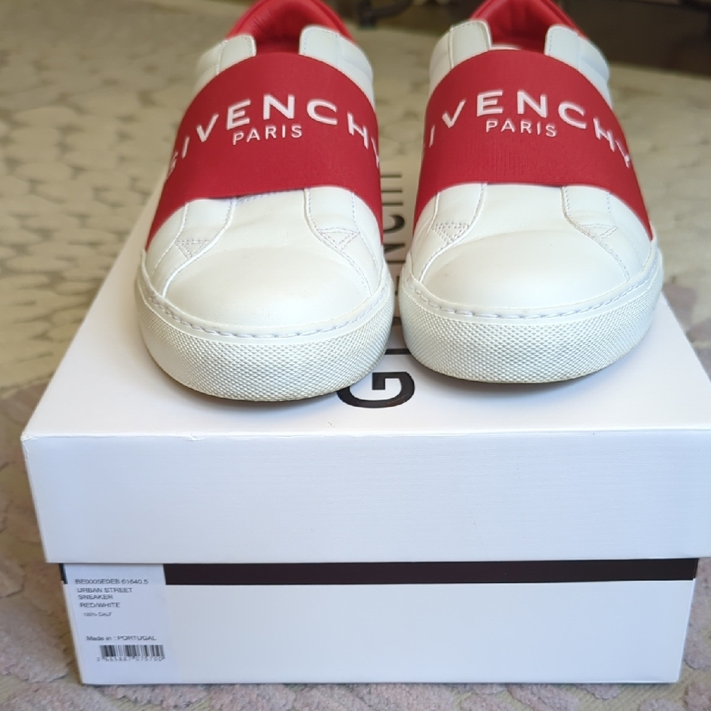 Givenchy Unisex Red and White Low Top Slip-On Sneakers Sz 40.5 - Picture 4 of 9